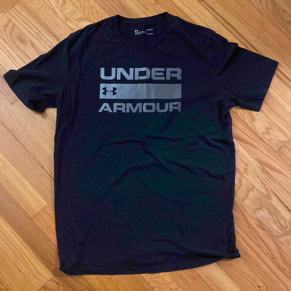 Under Armour Mens tshirt LG